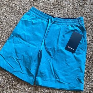 Bowline Short 8” - M